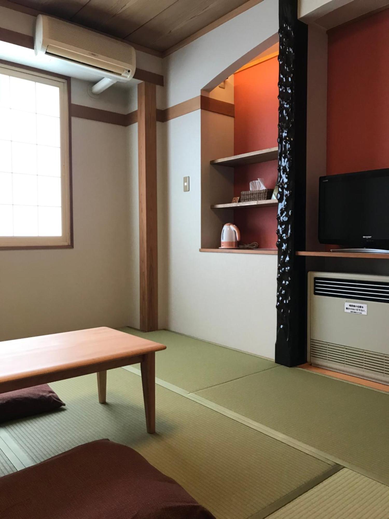 Lodge Nakajima Нодзава-Онсен Номер фото