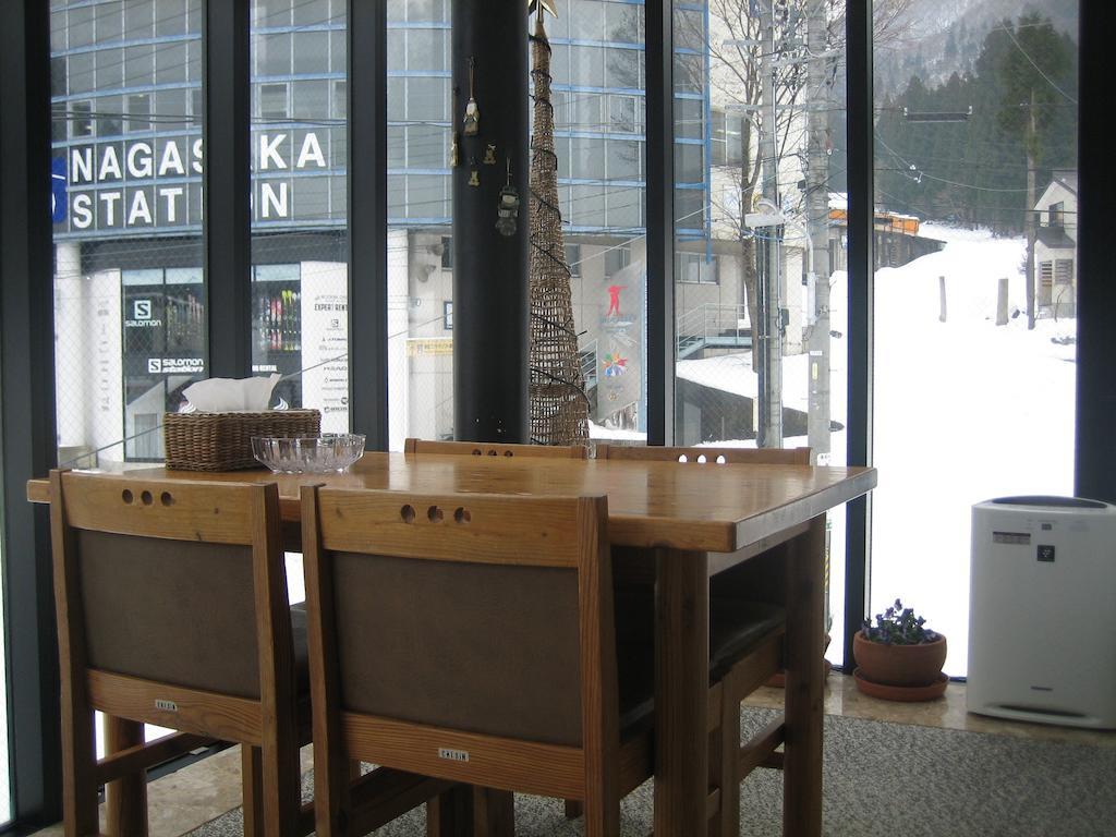 Lodge Nakajima Нодзава-Онсен Екстер'єр фото